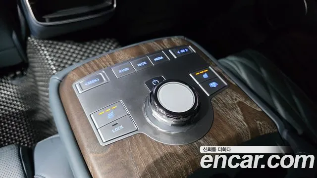 Genesis G80 Бензин 2.5 турбо 2WD — Фото автомобиля 27