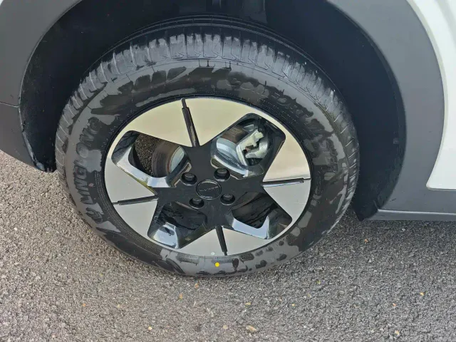 Geely Starry Wish — Фото автомобиля 4