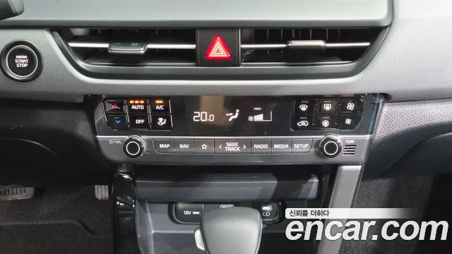 Kia Seltos New — Фото автомобиля 16