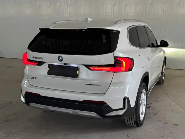 BMW X1 — Фото автомобиля 6