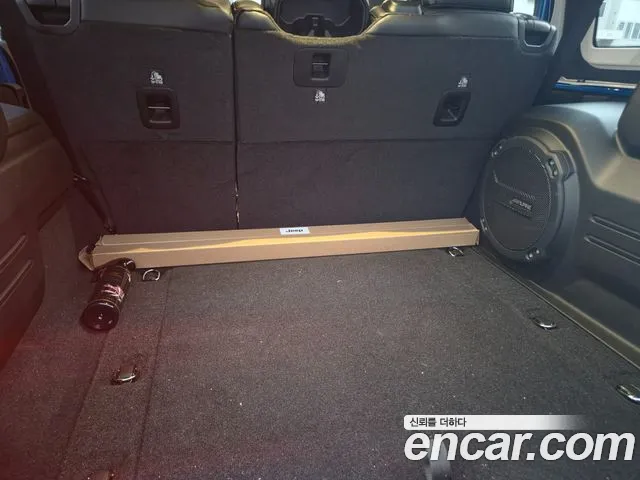 Jeep Wrangler — Фото автомобиля 17