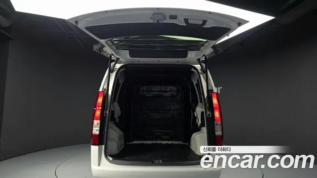 Hyundai Staria Staria Карго 5 мест — Фото автомобиля 20