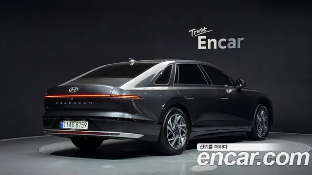 Hyundai Grandeur — Фото автомобиля 2