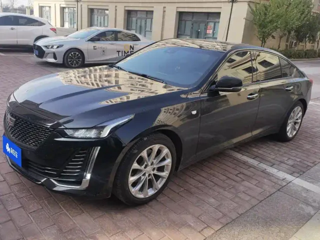Фотография автомобиля — Cadillac CT5