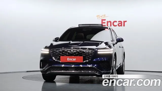 Genesis GV70 2.5T Бензин 2WD — Фото автомобиля 3