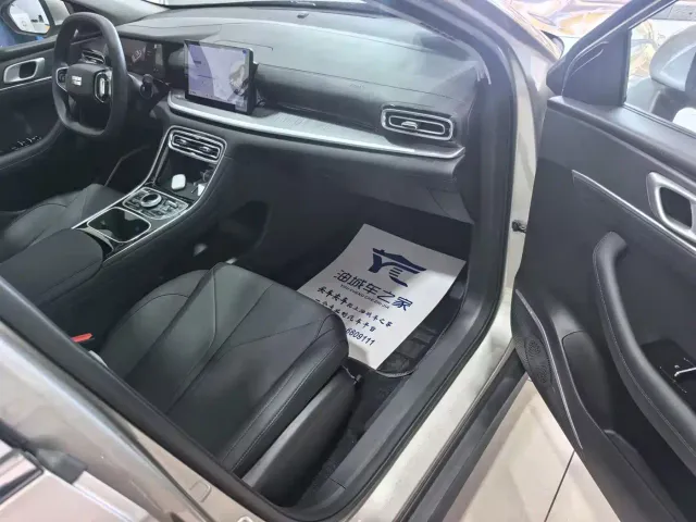 Geely Galaxy Stellar 6 — Фото автомобиля 18