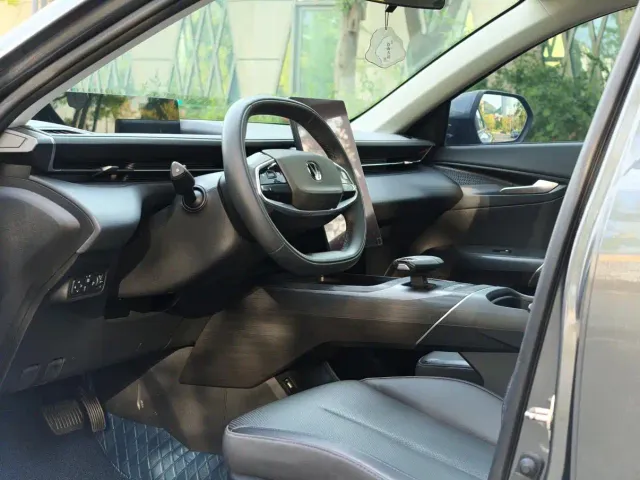 Changan Lamore — Фото автомобиля 12