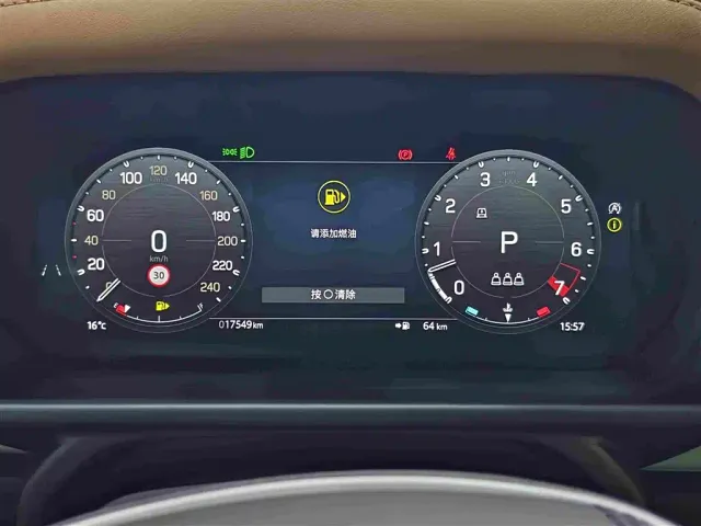 Land Rover Defender — Фото автомобиля 18