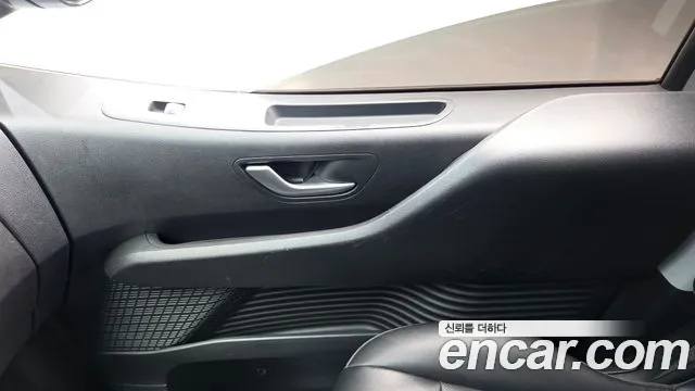 Hyundai Staria — Фото автомобиля 14
