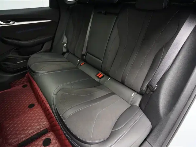Geely Xingrui — Фото автомобиля 14