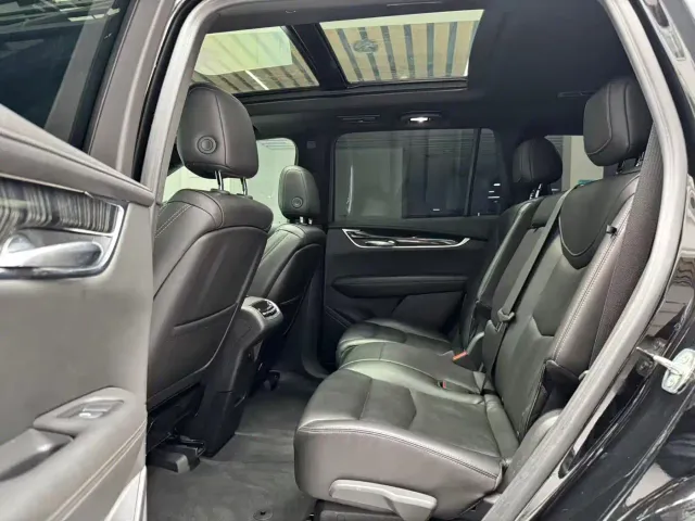 Cadillac XT6 — Фото автомобиля 13