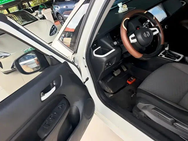 Honda Fit — Фото автомобиля 15