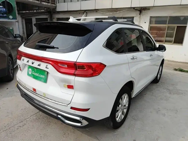 Haval M6 — Фото автомобиля 6