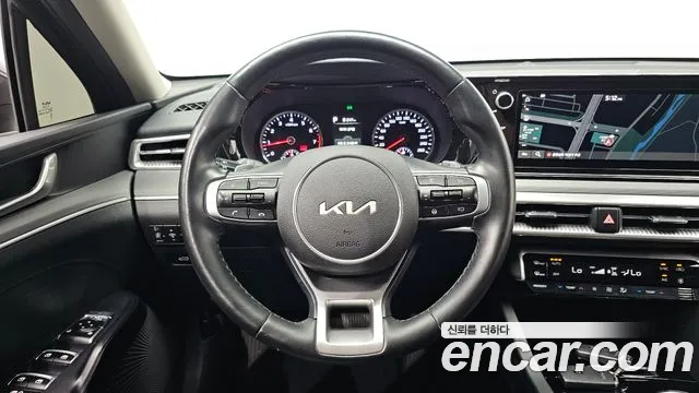 Kia K5 Generation 3 — Фото автомобиля 21