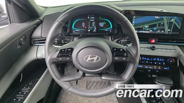 Hyundai Avante CN7 — Фото автомобиля 13