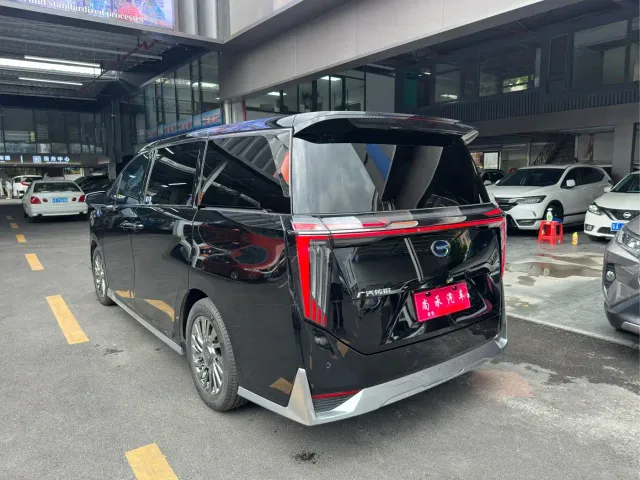 GAC Trumpchi M8 — Фото автомобиля 5