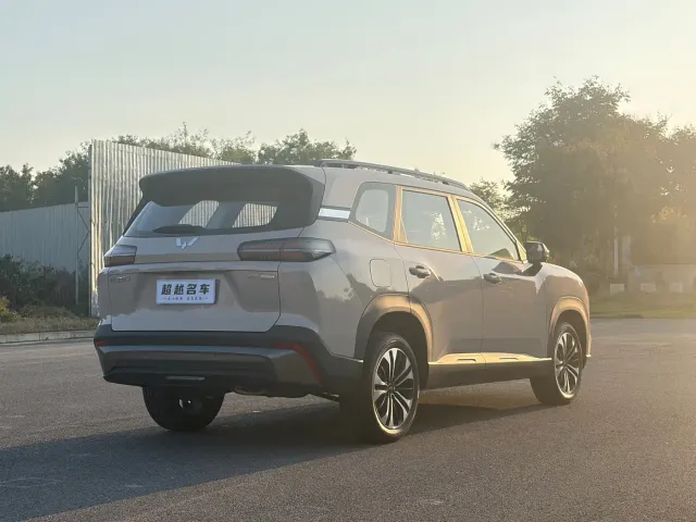 Wuling Starlight 560 — Фото автомобиля 4