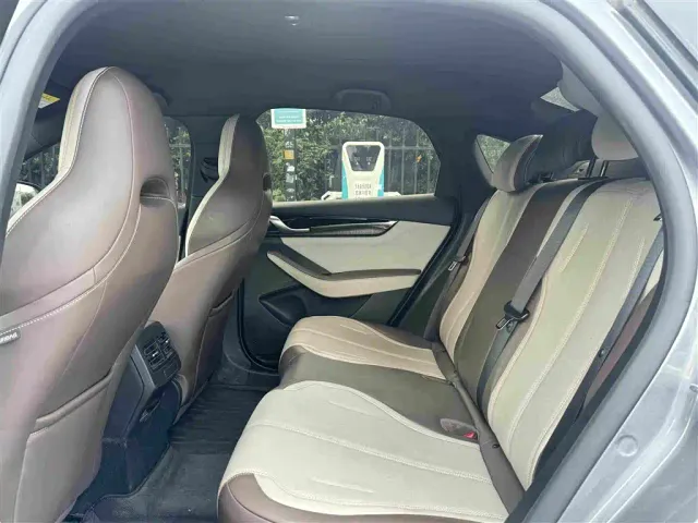 BYD Qin PLUS — Фото автомобиля 6