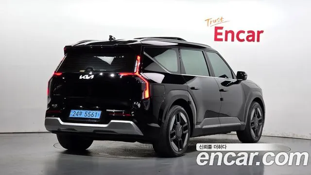 Kia EV9 — Фото автомобиля 2