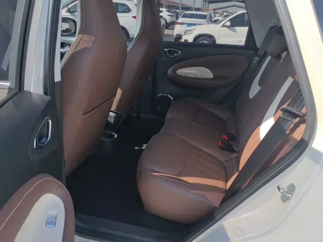 Wuling Bingo — Фото автомобиля 16