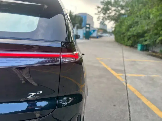 Hycan Z03 — Фото автомобиля 15