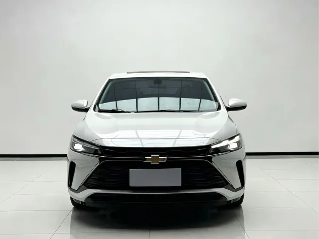 Chevrolet Monza — Фото автомобиля 2