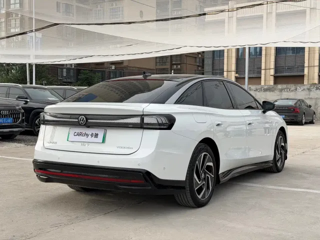 Volkswagen ID.7 Vizzion — Фото автомобиля 4