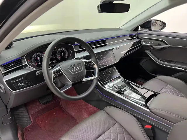 Audi A8 — Фото автомобиля 17