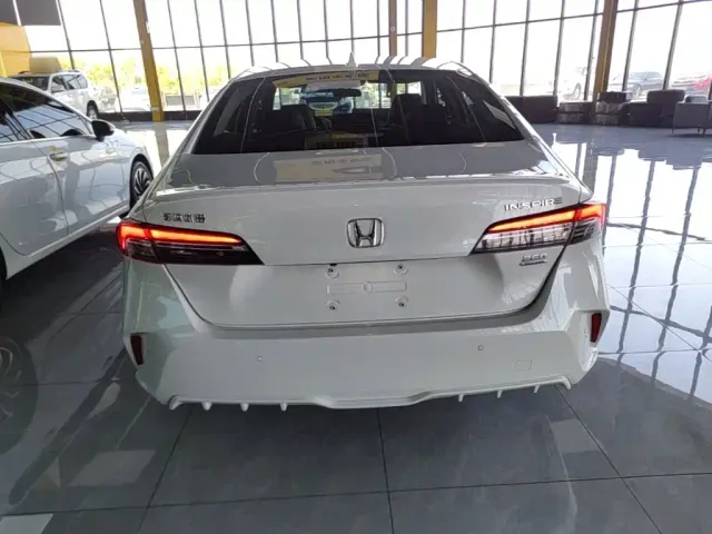 Honda Inspire — Фото автомобиля 5