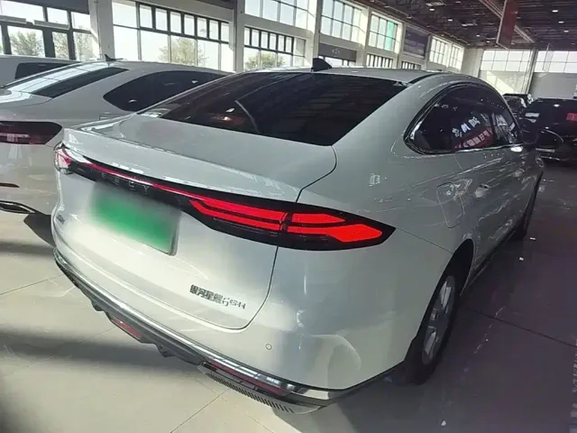 Geely Galaxy Stellar 6 — Фото автомобиля 6