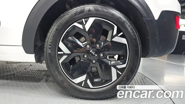 Kia Niro Niro (New) — Фото автомобиля 6