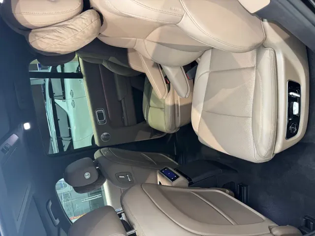 Li Auto Li L8 2025 Ultra Smart Renewal Edition — Фото автомобиля 6