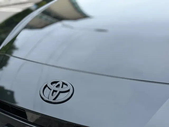 Toyota Camry — Фото автомобиля 5