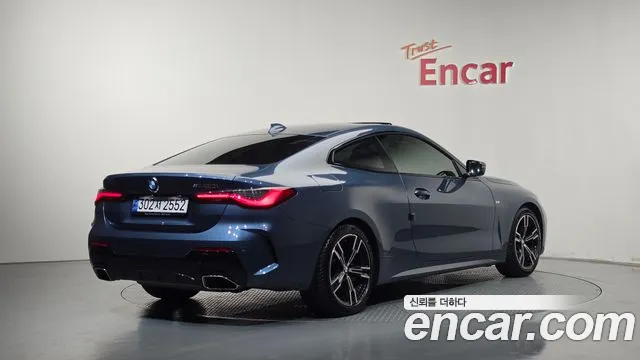 Фотография автомобиля — BMW 4 Series G22