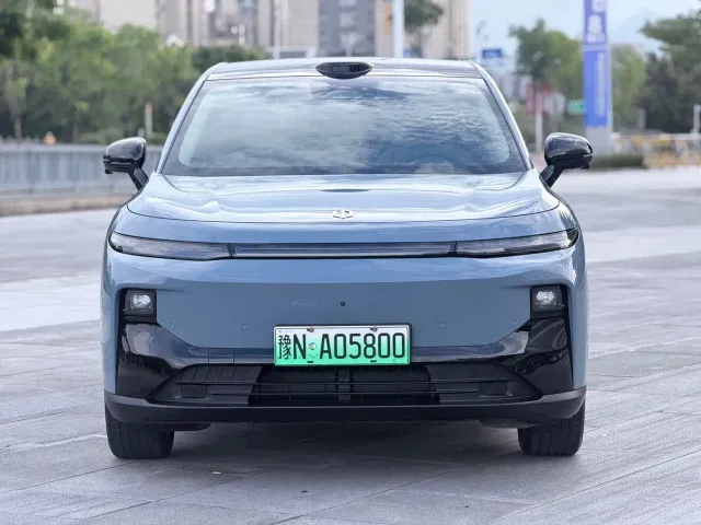 Leapmotor B10 — Фото автомобиля 2