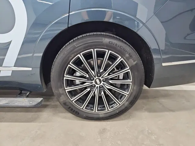 Geely Galaxy M9 — Фото автомобиля 16