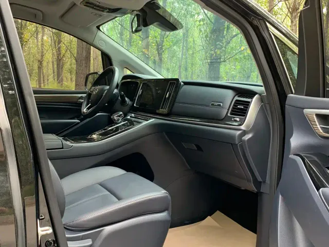 GAC Trumpchi M8 — Фото автомобиля 6