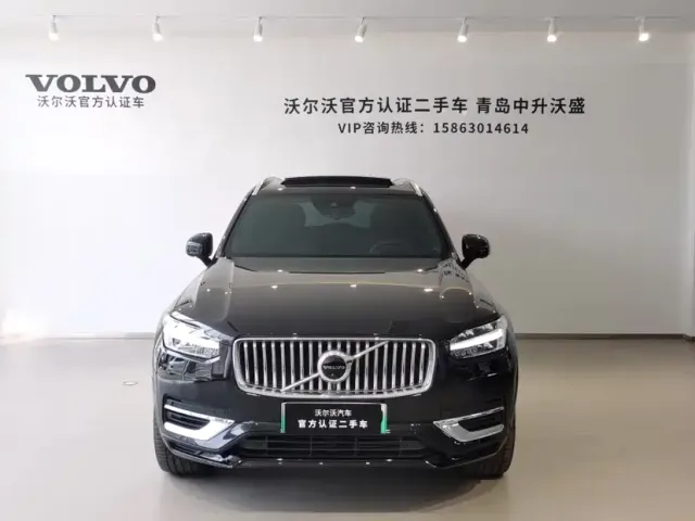 Volvo XC90 — Фото автомобиля 2