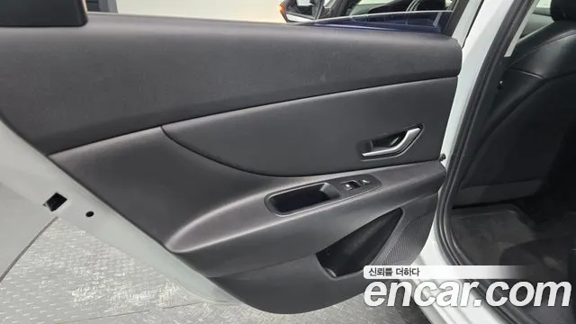 Hyundai Avante — Фото автомобиля 14