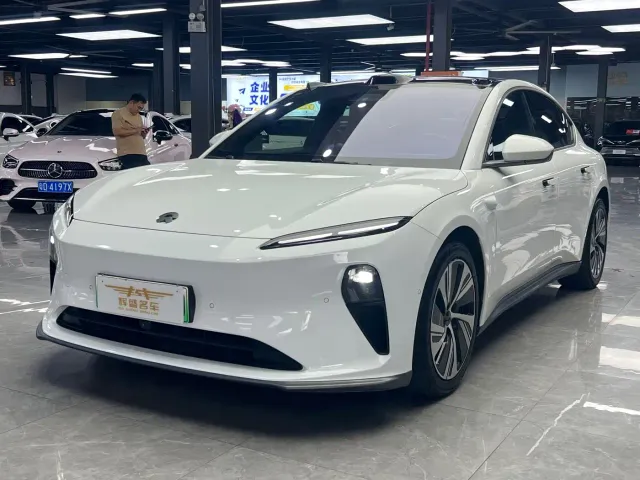 Nio ET5 — Фото автомобиля 2