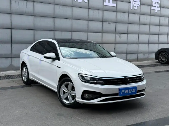 Volkswagen Lamando — Фото автомобиля 3