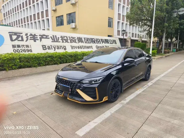 Dongfeng Yixuan MAX — Фото автомобиля 3
