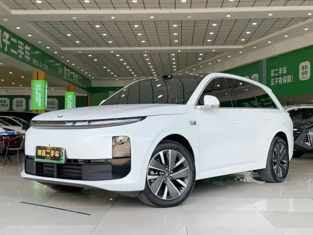 Фотография автомобиля — Li Auto L6