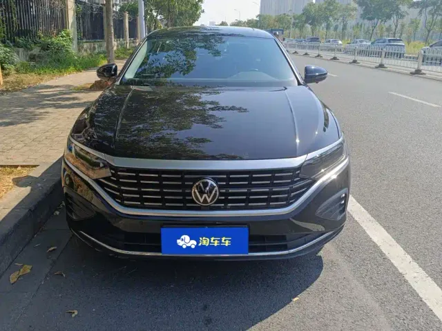 Volkswagen Passat — Фото автомобиля 2