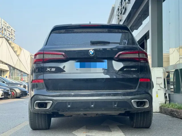 BMW X5 — Фото автомобиля 13