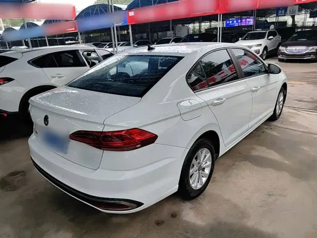 Volkswagen Bora — Фото автомобиля 6