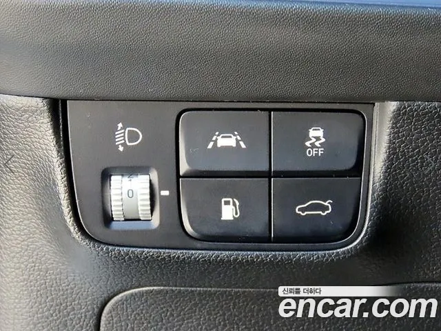 Hyundai Grandeur Grandeur (New) — Фото автомобиля 12