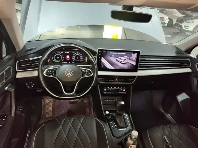 Volkswagen Tiguan L PHEV — Фото автомобиля 9