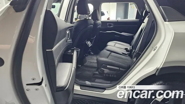 Kia Sorento Новый Sorento 4 поколение Дизель 2.2 2WD — Фото автомобиля 26