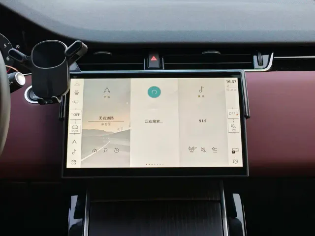 Land Rover Range Rover Evoque — Фото автомобиля 13